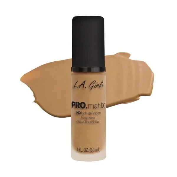 L.A. Girl PRO Matte Foundation – GLM675 Medium Beige (30ml)