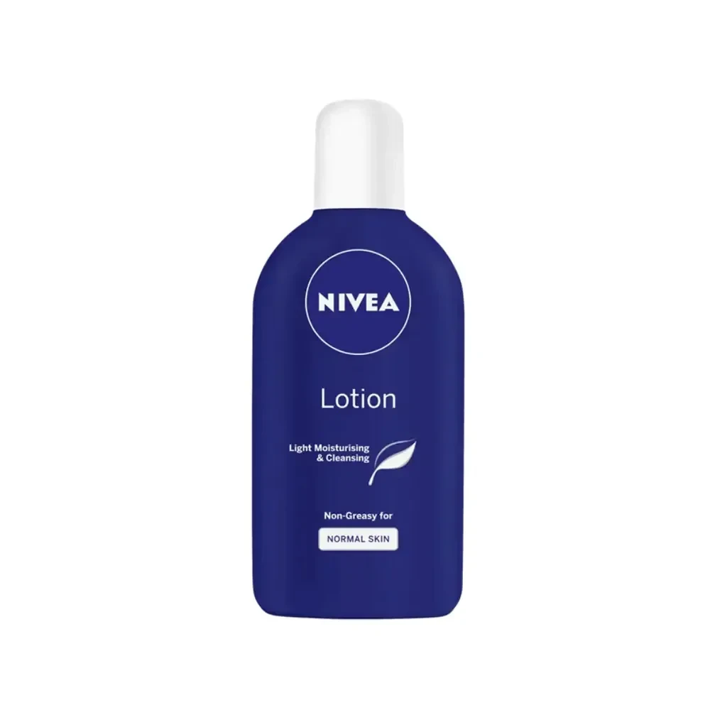 Nivea Light Moisturising & Cleansing Lotion (250ml)