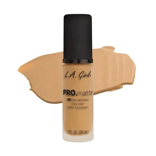 L.A. Girl PRO Matte Foundation – GLM674 Natural (30ml)